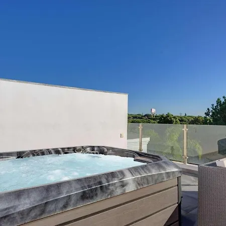 Casa 23 *