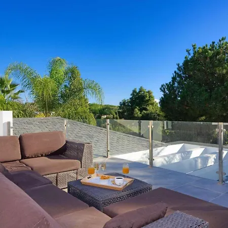 Casa 23 *